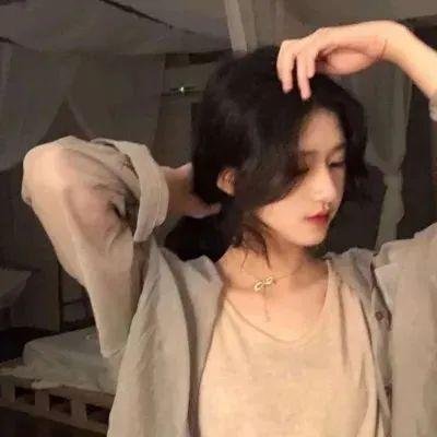 我才不要和人类恋爱呢